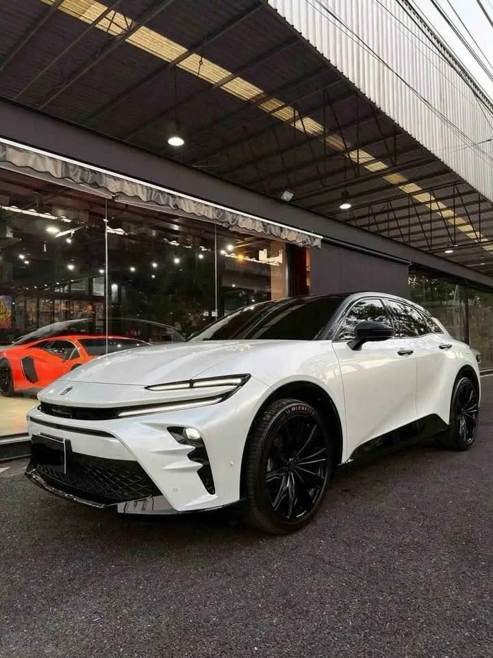 2024 Toyota Crown XVI (S235) 3