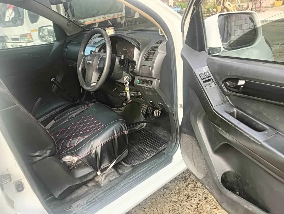 2013 Isuzu D-Max II (RT) 3