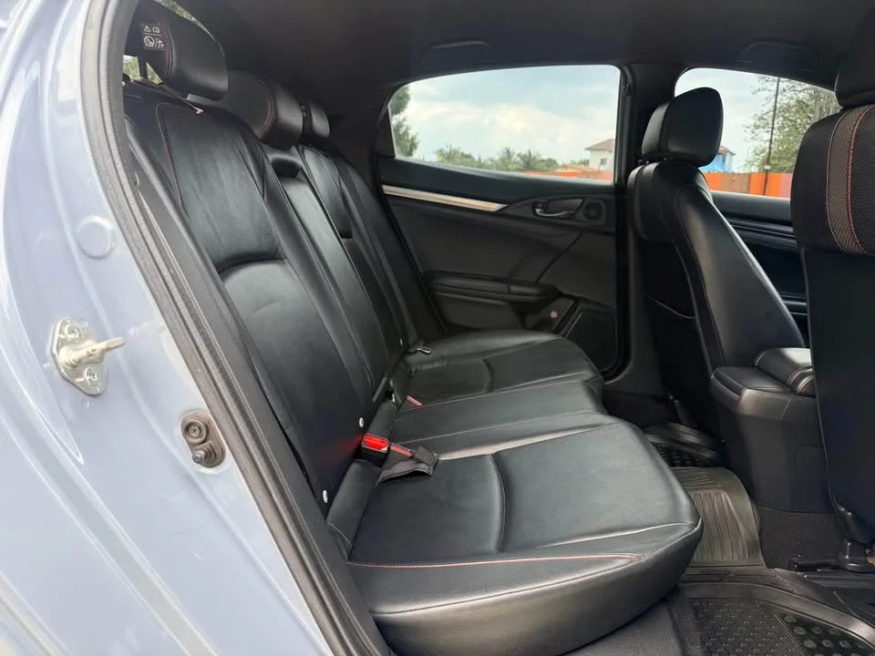 2019 Honda Civic X 3