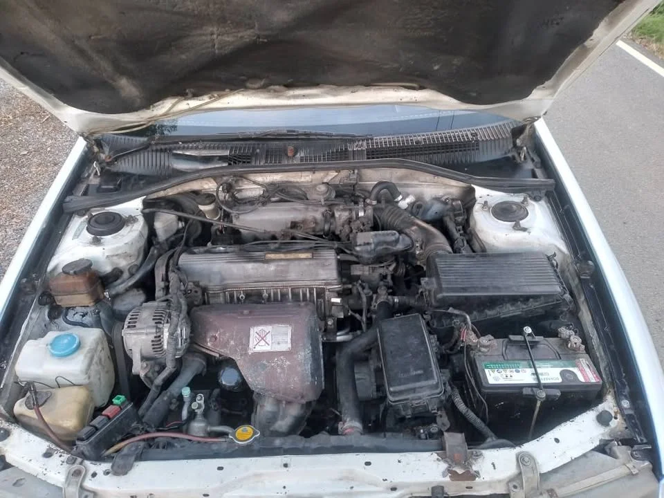 Toyota Corona Exsior IX (T190) 3