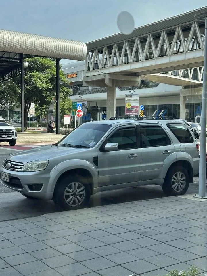 2009 Ford Escape I 2