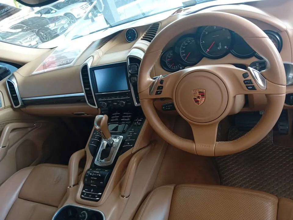2012 Porsche Cayenne II 3