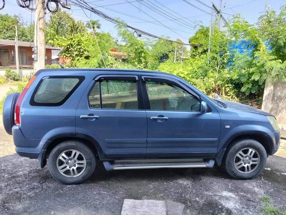 2002 Honda CR-V II 2