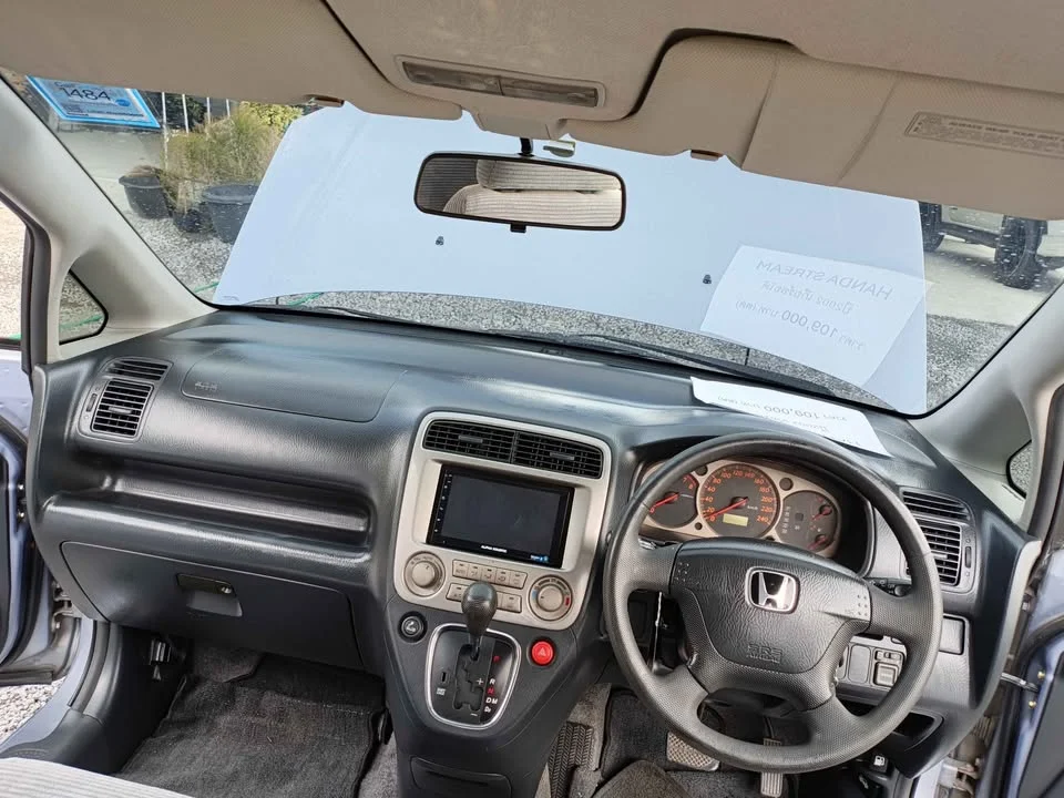 2002 Honda Stream I 2