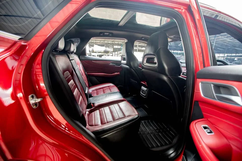 2021 MG HS 2