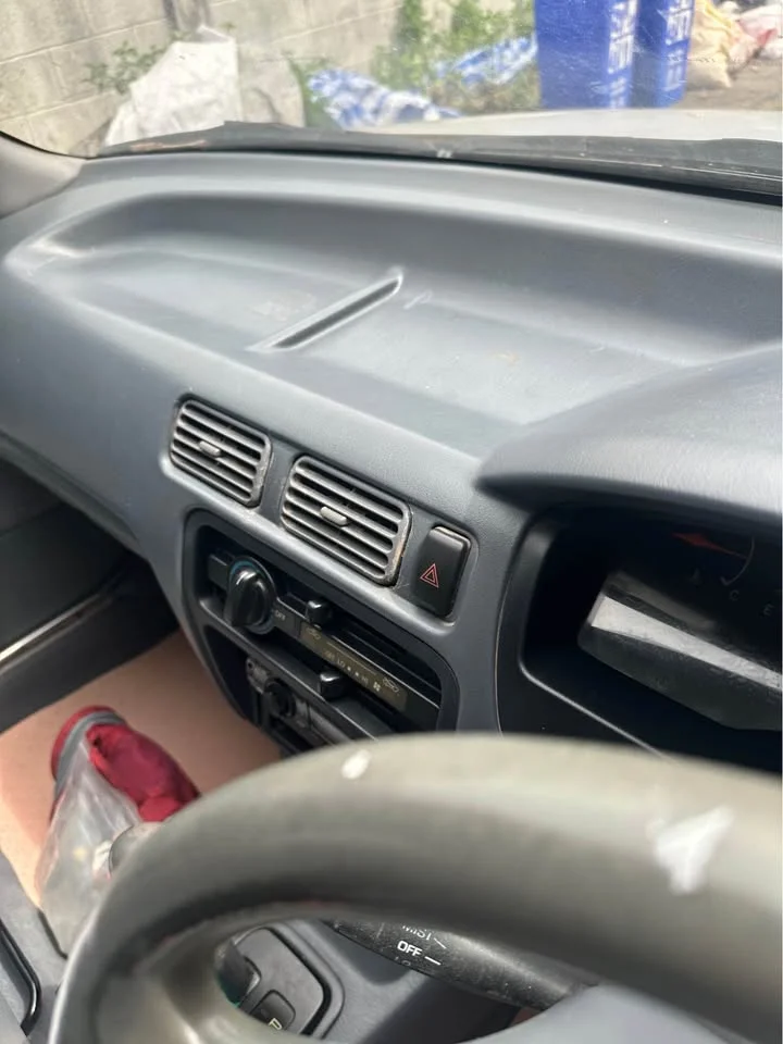 1997 Toyota Commuter III 3