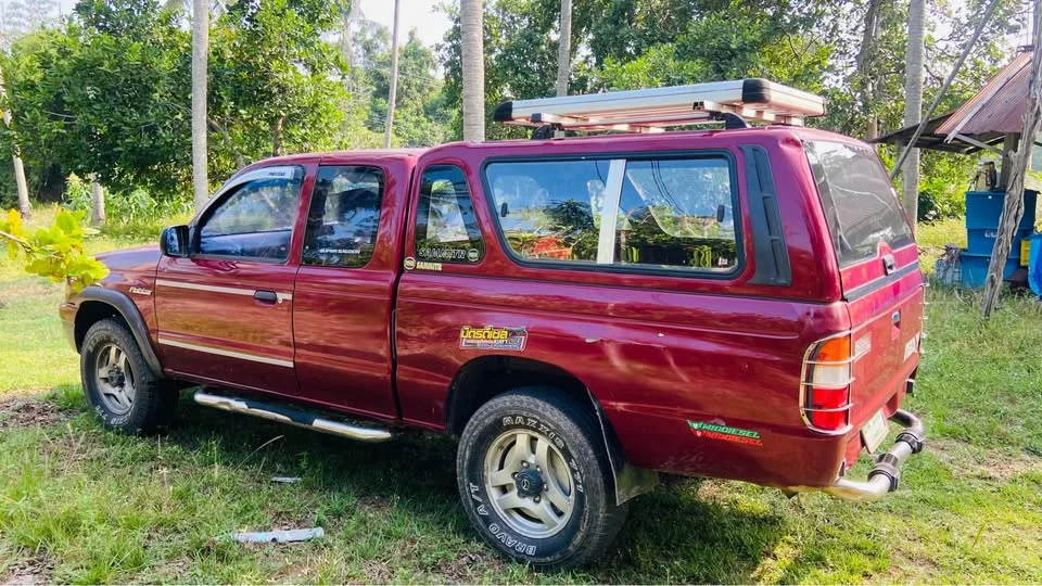 1999 Mazda 2500 Fighter V 3