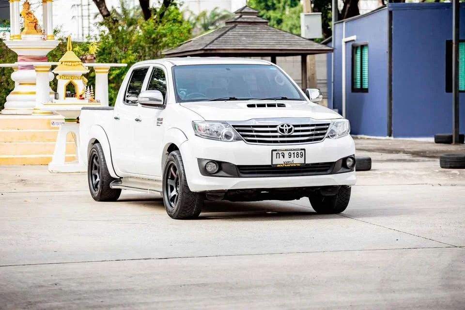 2012 Toyota Hilux VII 3