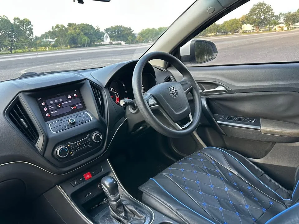 2017 MG 5 I  3