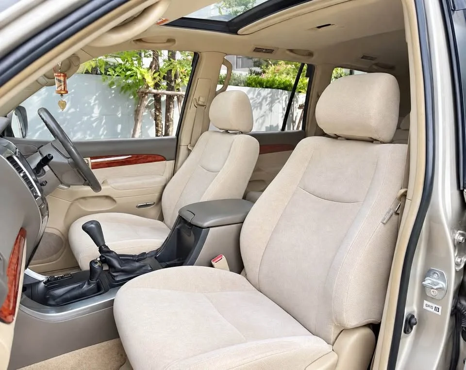 2004 Toyota Land Cruiser Prado J120 2