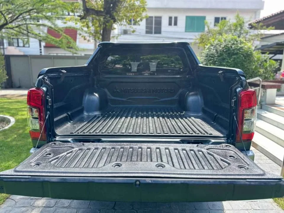 2019 Mitsubishi Triton V 2