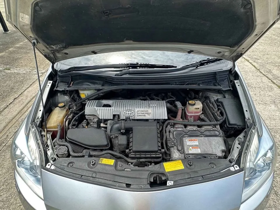 2011 Toyota Prius III 2