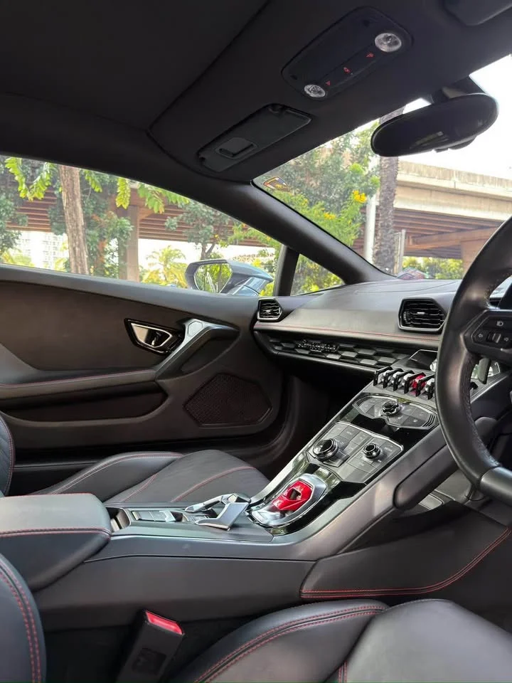 2016 Lamborghini Huracan 2