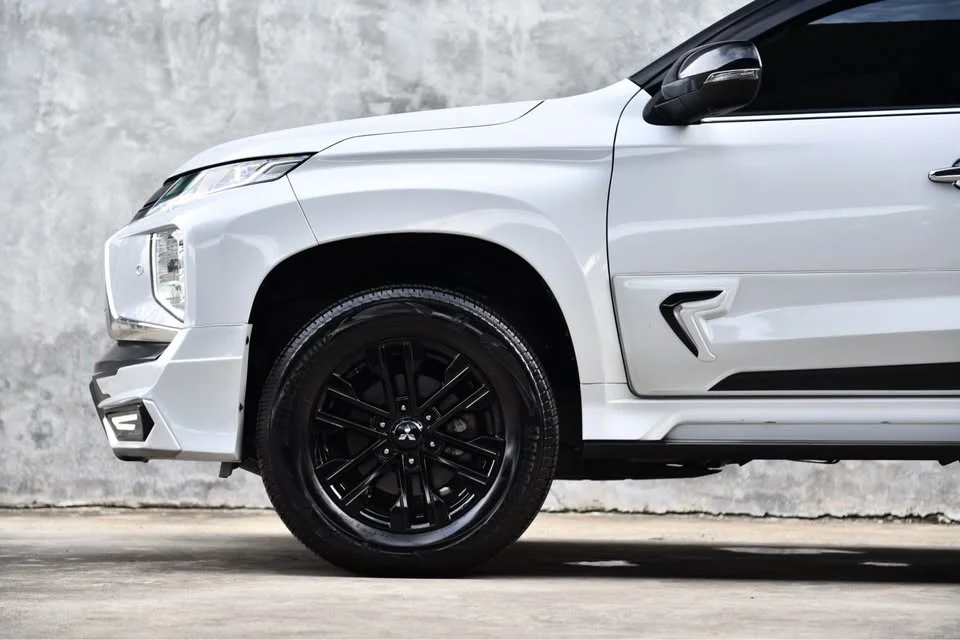 2023 Mitsubishi Pajero Sport III 2