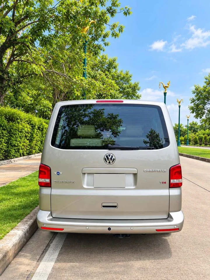 2016 Volkswagen Caravelle T5 3