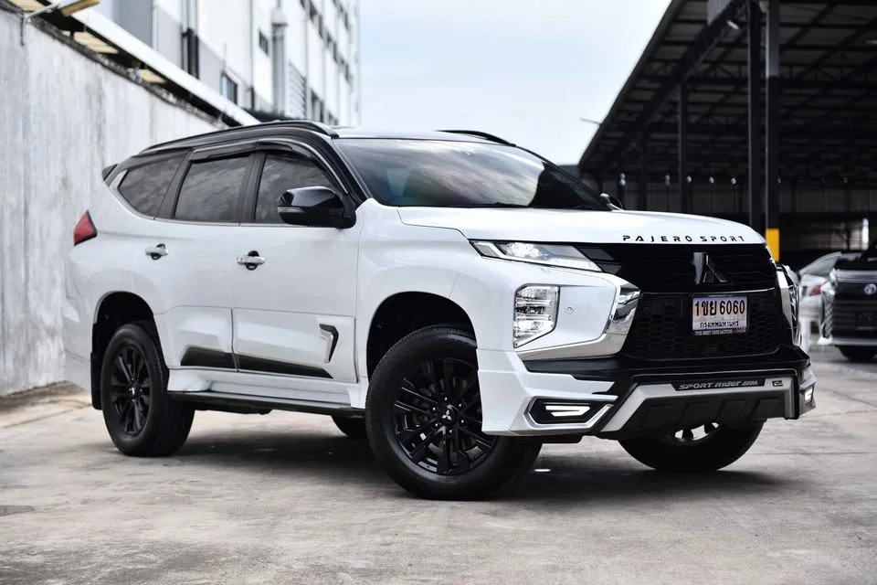 2023 Mitsubishi Pajero Sport III 2