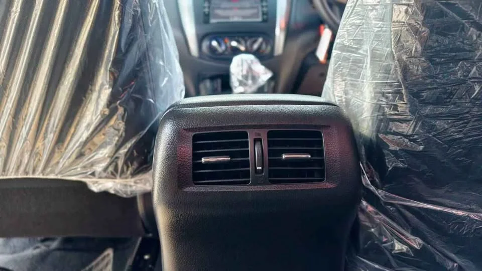 2023 Nissan Navara III 2