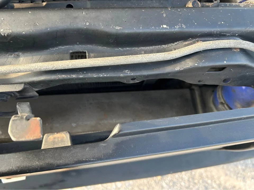1992 Mitsubishi Triton II 2