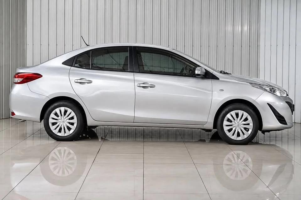 2018 Toyota Yaris ATIV III 2