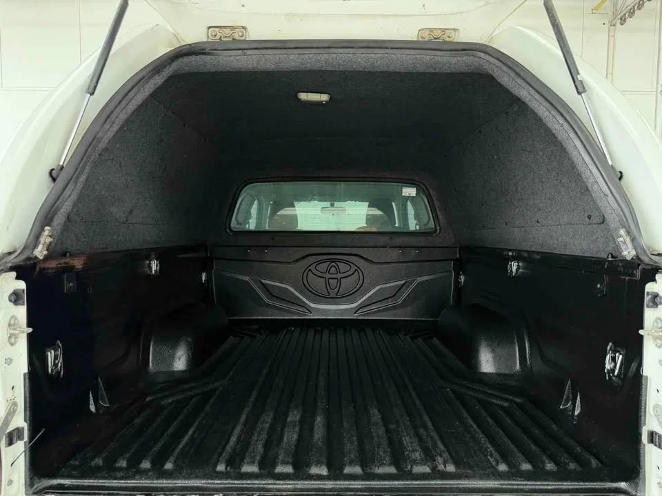 2020 Toyota Hilux VIII 3