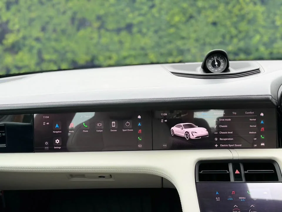 2021 Porsche Taycan 9J1 2