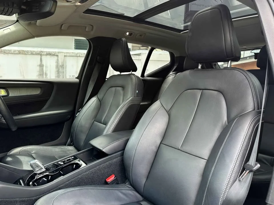 2021 Volvo XC40 3