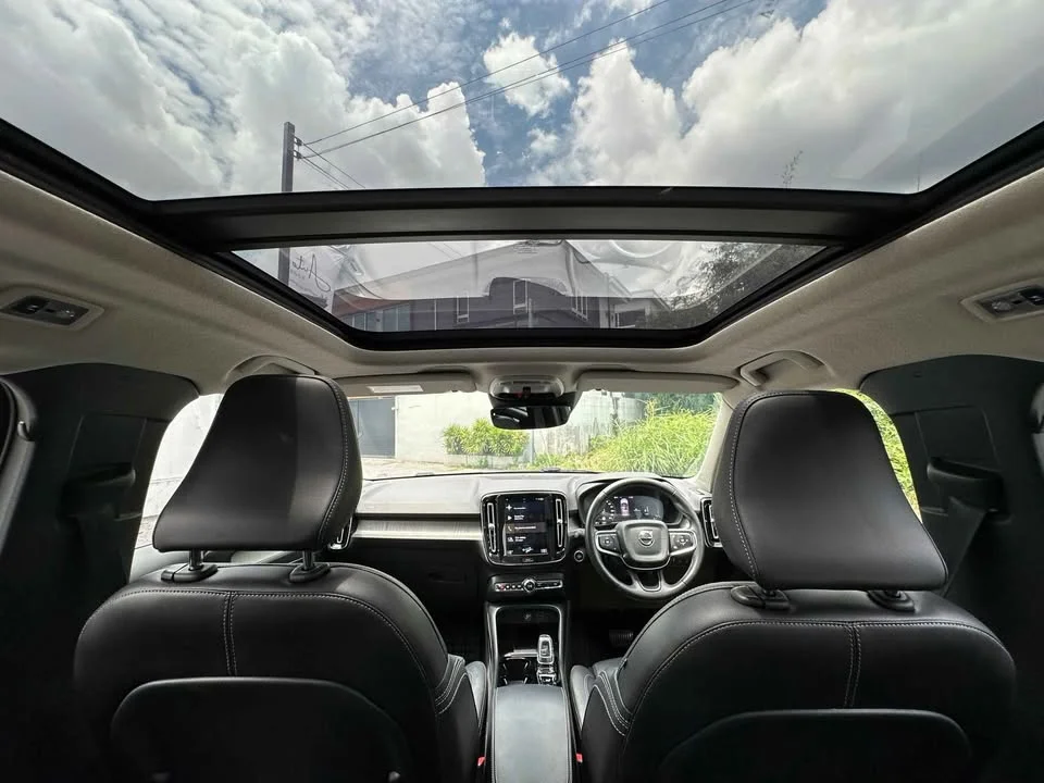 2021 Volvo XC40 2