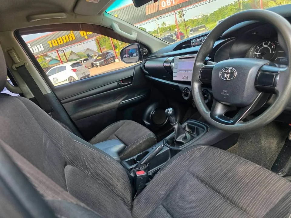2018 Toyota Hilux VIII 3