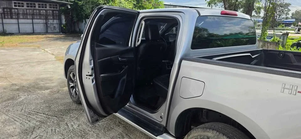 2021 Mazda BT-Series III 2