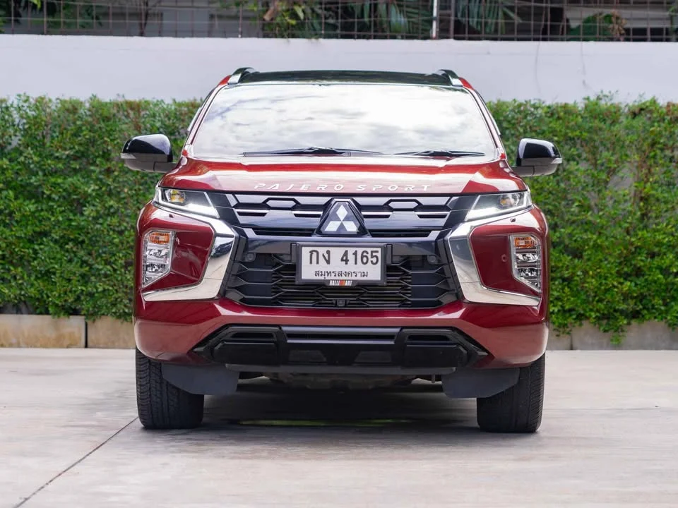 2024 Mitsubishi Pajero Sport III 2