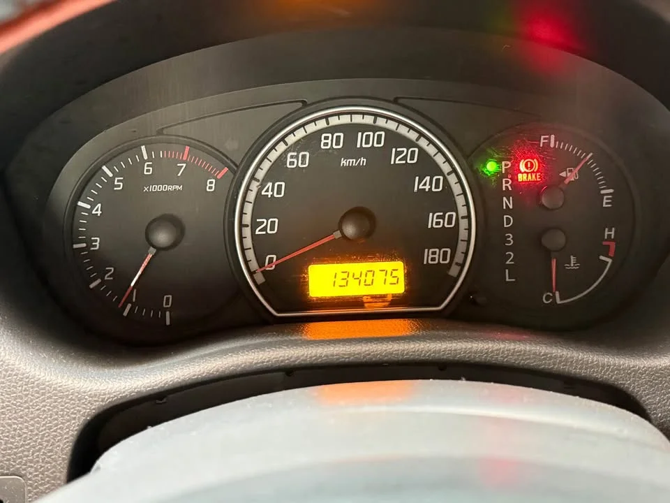 2010 Suzuki Swift I 3