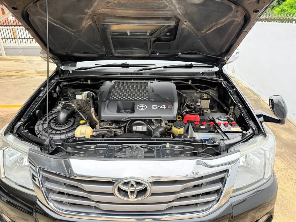 2012 Toyota Hilux VII 3