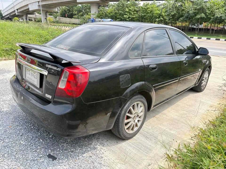 2004 Chevrolet Optra 2