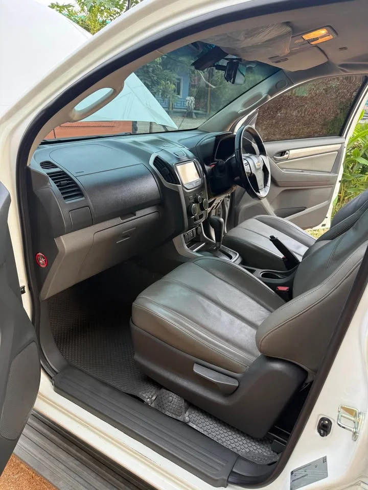 2014 Chevrolet TrailBlazer II 2