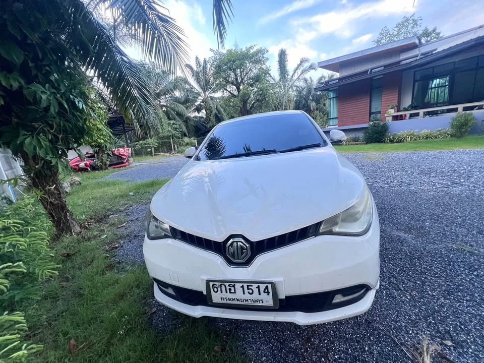 2017 MG 5 I  2