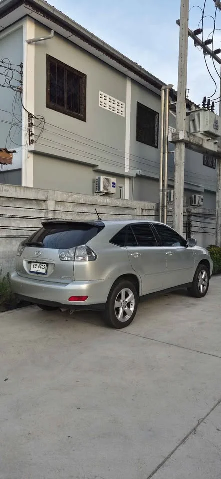 2004 Lexus RX II 2