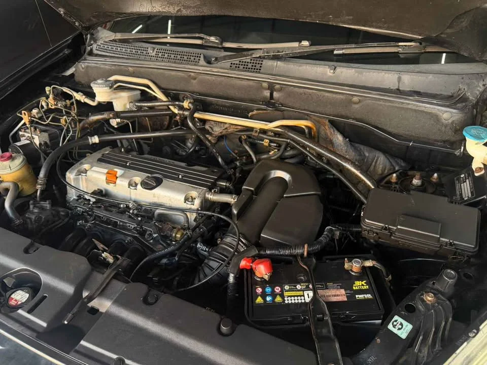 2002 Honda CR-V II 2