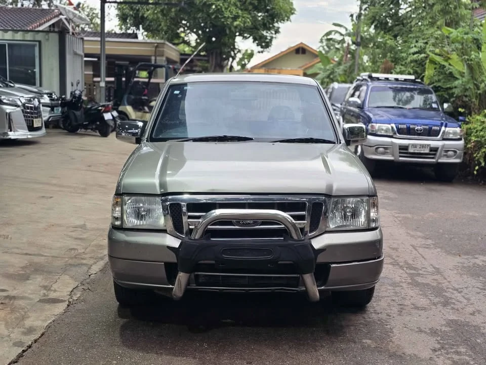 2005 Mazda 2500 Fighter V 2