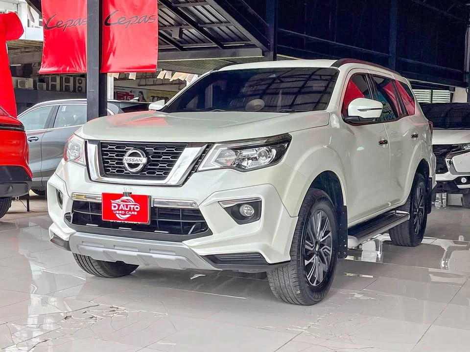 2018 Nissan Terra 3