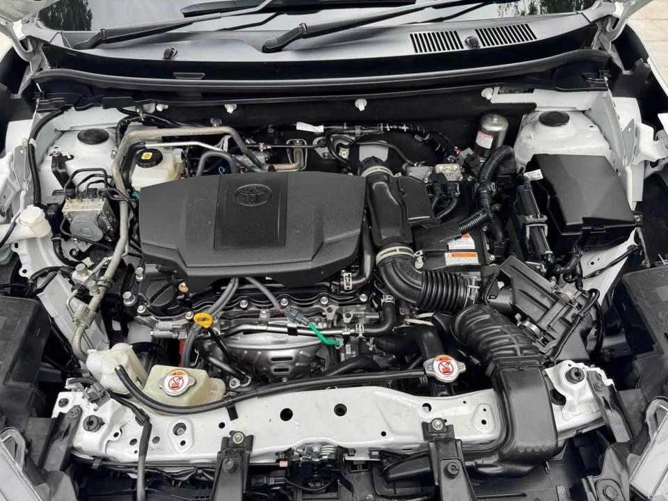 2023 Toyota Yaris Cross AC200 3
