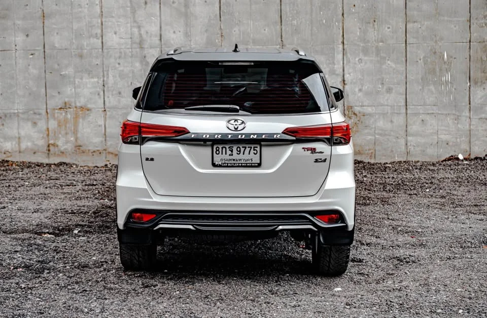 2019 Toyota Fortuner II 3