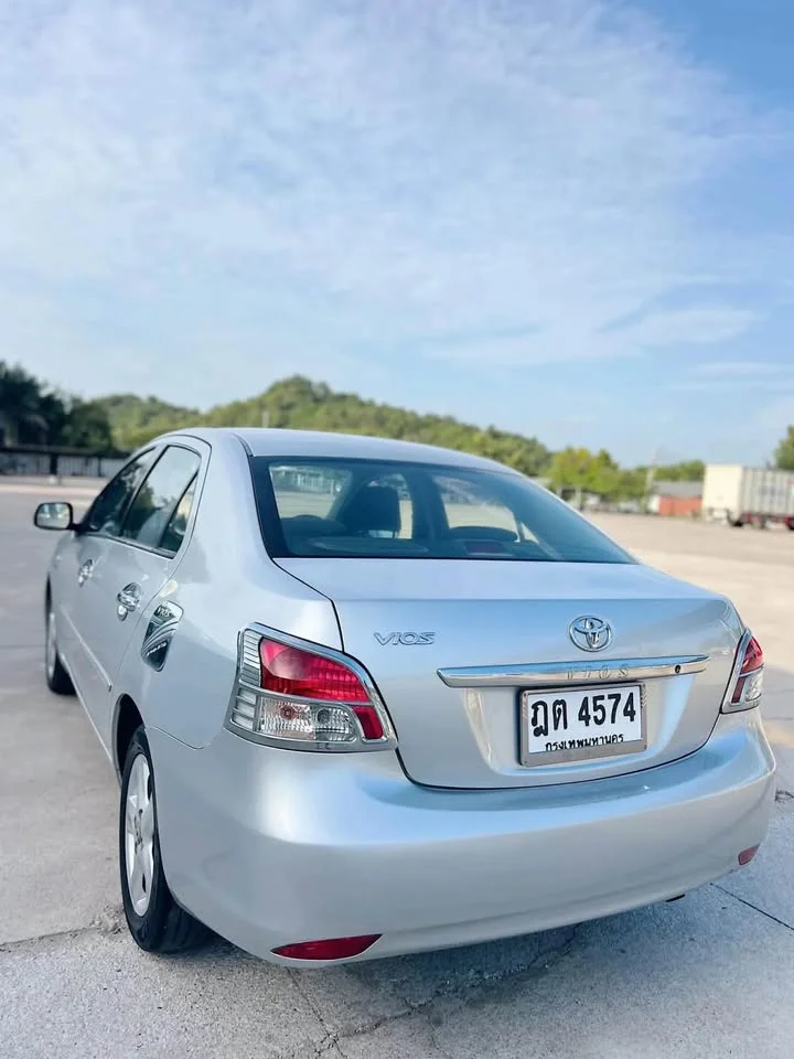 2010 Toyota Vios II 3