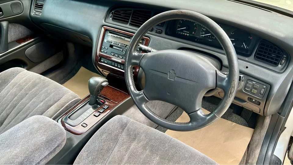 1996 Toyota Crown Majesta I (S140) 2