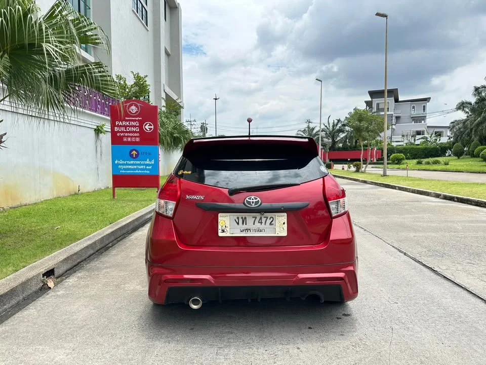 2015 Toyota Yaris III 3