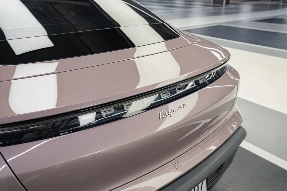 2021 Porsche Taycan 9J1 3