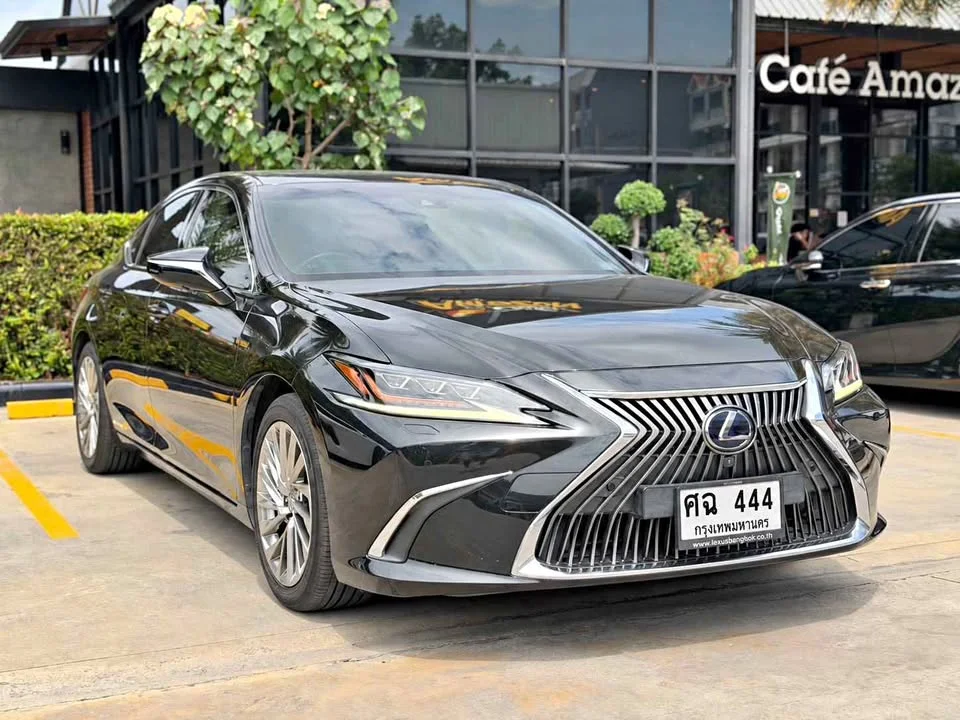 2019 Lexus ES VII 2