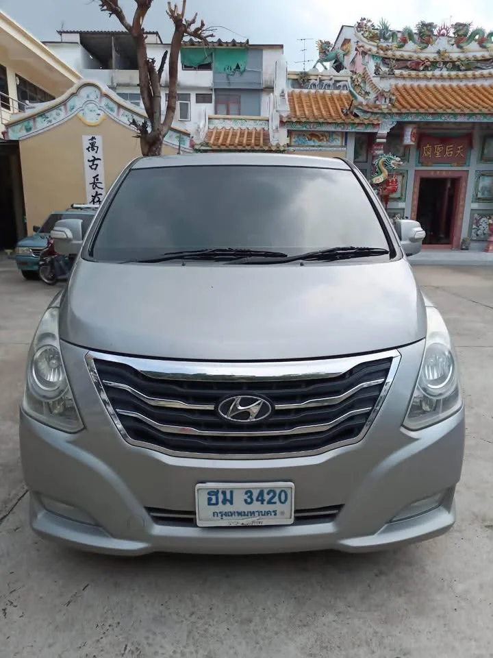 2012 Hyundai H-1 II 3