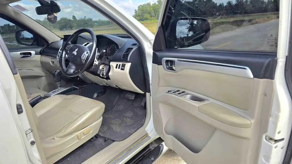 2012 Mitsubishi Pajero Sport II 3