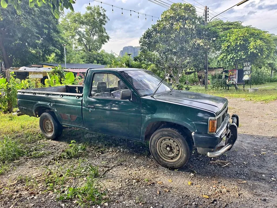 Nissan Big M D21 3