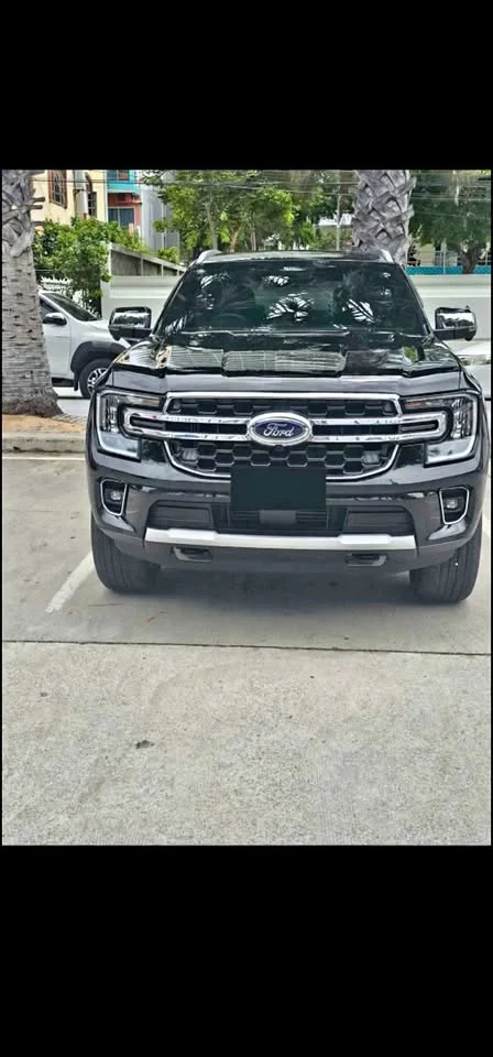 2023 Ford Everest III 2